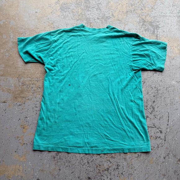 Vintage 90’s Georgetown Bugs Bunny Looney Tunes Tee Distressed - Picture 4 of 10